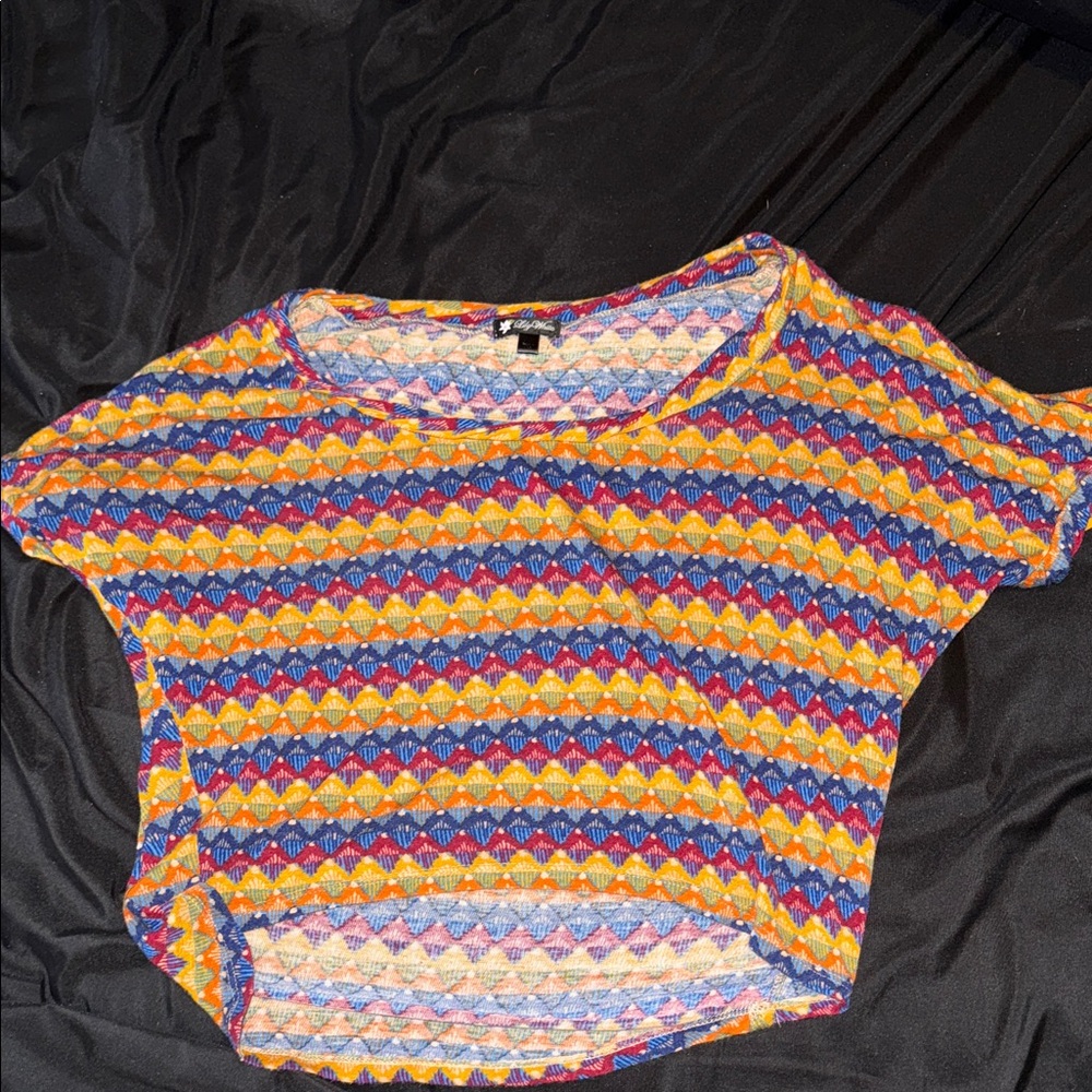 Lily White Multicolor Geometric Short Sleeve Top